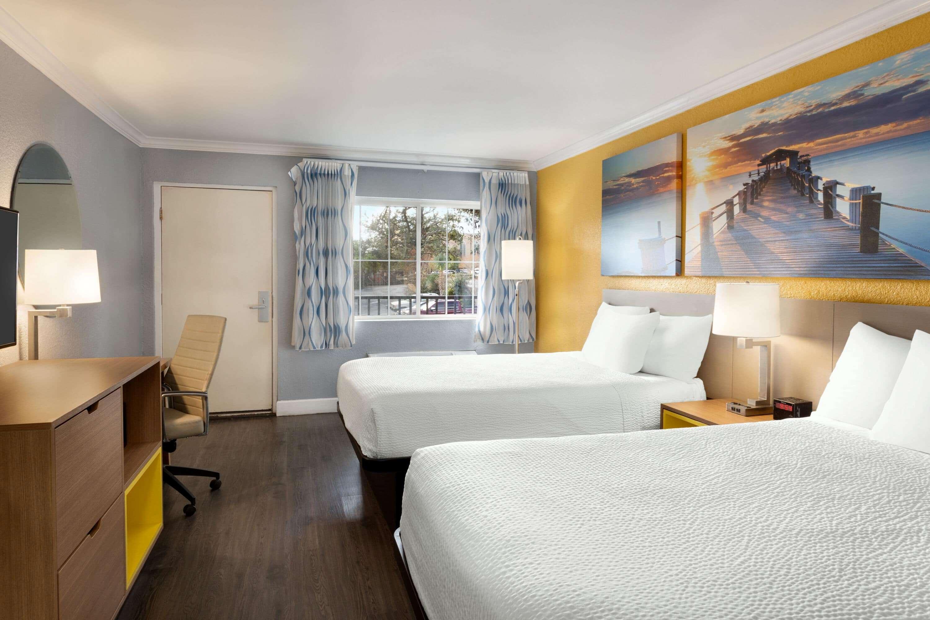 Days Inn By Wyndham Pensacola - Historic Downtown Exteriér fotografie
